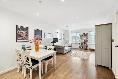 2 bedroom apartment for sale, Kingston Road, Wimbledon Chase, London, SW20 8LX