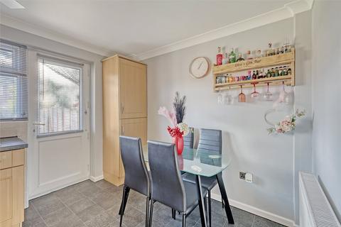 17 Havenside, Little Wakering, Southend-on-sea, SS3 0JT