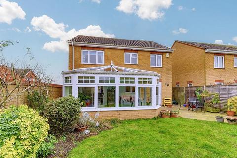 4 bedroom detached house for sale, Bedford MK41