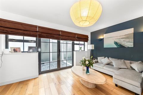 21 Paddock Gardens, London, SE19 3SB