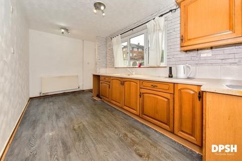 2 bedroom end of terrace house for sale, Newhall Green, Leeds