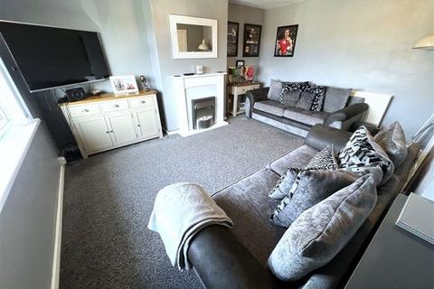 2 bedroom flat for sale, Wordsworth Avenue, Portsmouth PO6