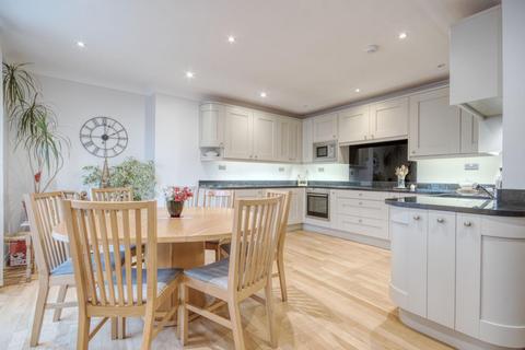 5 bedroom townhouse for sale, South Street, Durham City Centre, Durham