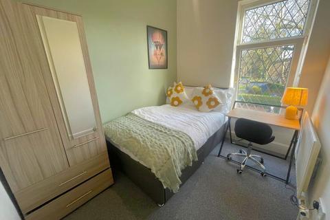 undefined, Room 6