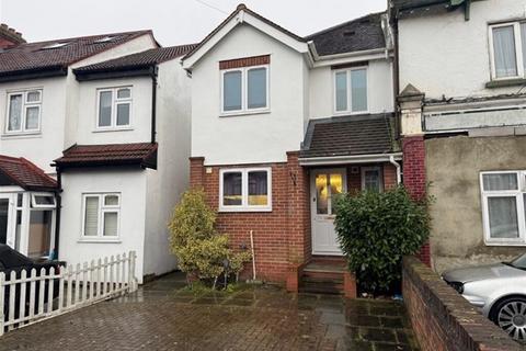 3 bedroom house to rent, MILL LANE, CHADWELL HEATH RM6