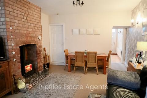 2 bedroom terraced house for sale, Factory Road, Hinckley