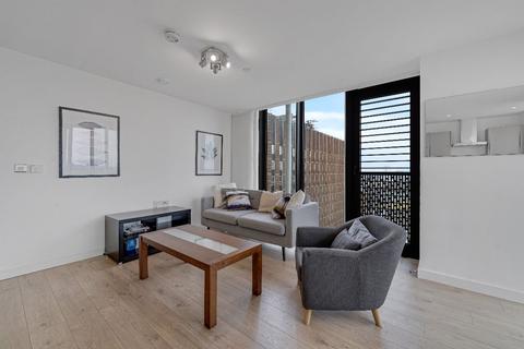 2 bedroom flat to rent, Stratosphere Tower,  Great Eastern Road, London