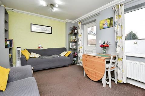 2 bedroom semi-detached house for sale, Castell Close, Wickham Market, Woodbridge, Suffolk, IP13