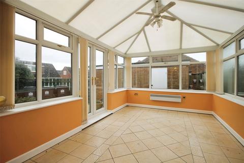 2 bedroom bungalow for sale, Fulthorpe Avenue, Darlington, DL3