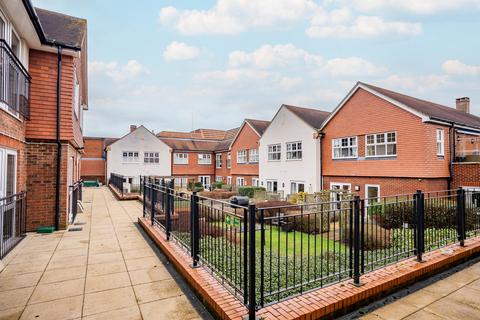 2 bedroom apartment for sale, Wordsworth Close, St. Albans AL3