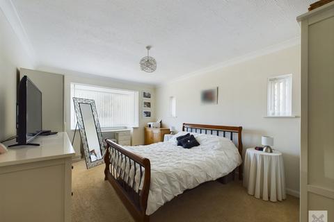 42 Botany Road, Kingsgate, Broadstairs, CT10 3SF