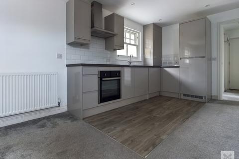 1 bedroom apartment to rent, High Street, Kent CT10