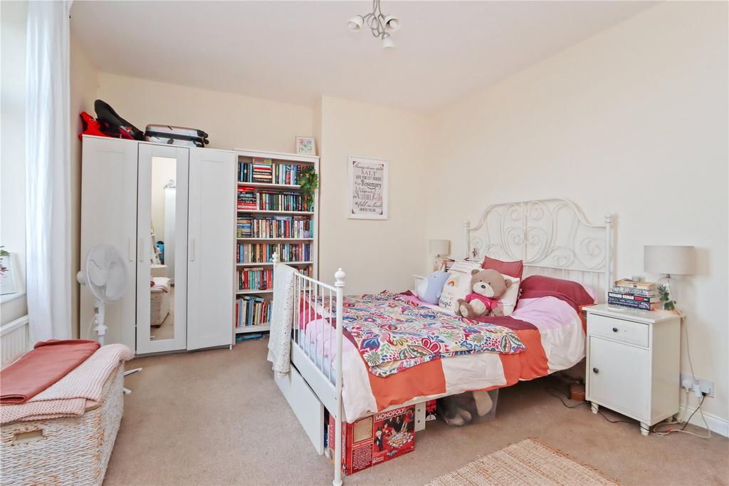 Bedroom 1 Pic 1