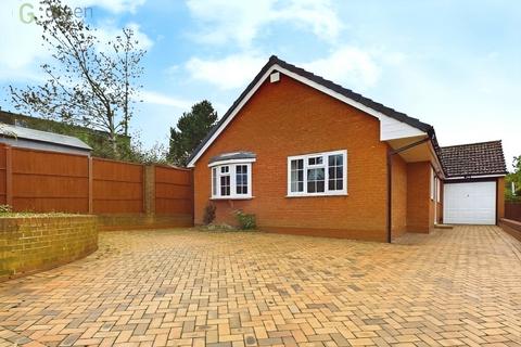 3 bedroom bungalow to rent, Butlers Lane, West Midlands B74