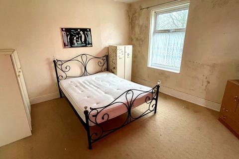 3 bedroom end of terrace house for sale, Fisher Street, Penn Fields, Wolverhampton, WV3