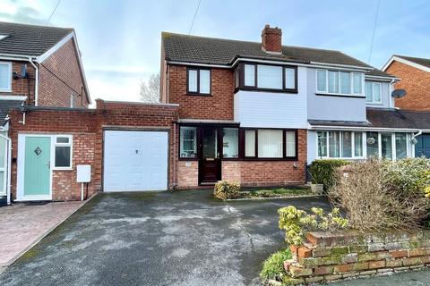 3 bedroom semi-detached house for sale, Sandringham Avenue, Willenhall, WV12