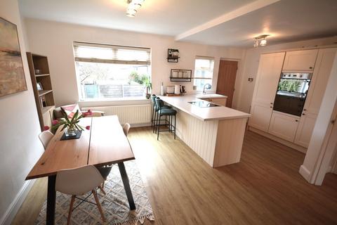 3 bedroom terraced house for sale, Westgate Avenue, Bury BL0