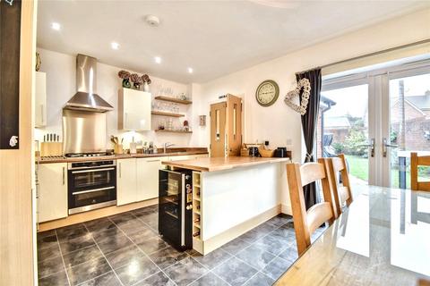 4 bedroom semi-detached house for sale, Gregorys Bank, Worcestershire WR3