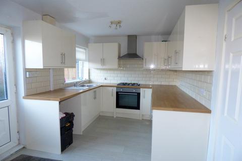 3 bedroom semi-detached house to rent, Sandiacres, Jarrow