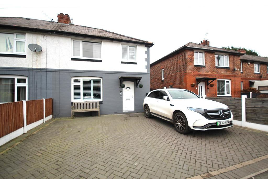 3 Bedroom Semi Detached for Sale