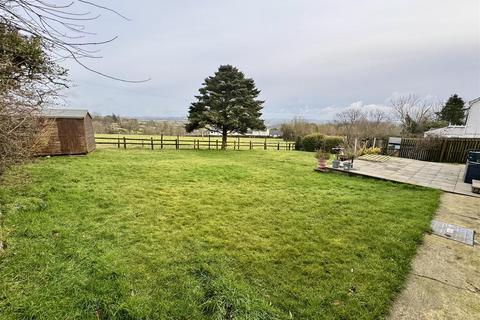 3 bedroom detached bungalow for sale, Panteg Cross, Llandysul