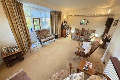 3 bedroom detached house for sale, Kingsway, Heswall, Wirral
