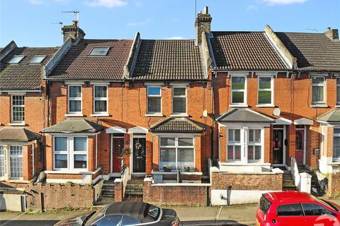 2 bedroom terraced house for sale, Cliffe Road, Strood, Kent, ME2