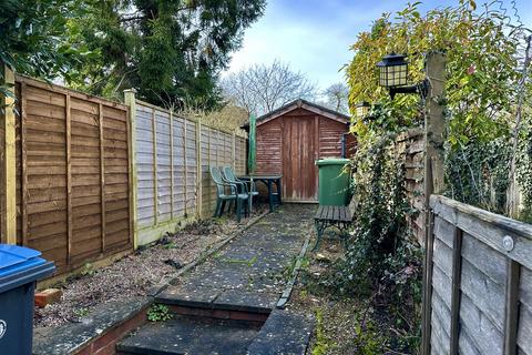 18 Birmingham Road, Alcester, B49 5ES