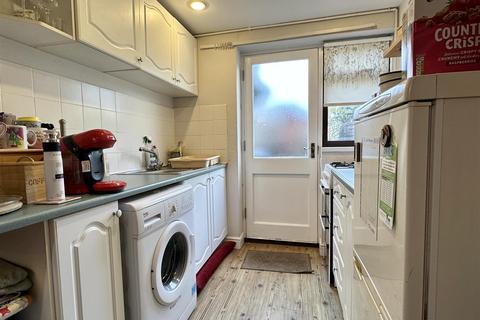 18 Birmingham Road, Alcester, B49 5ES