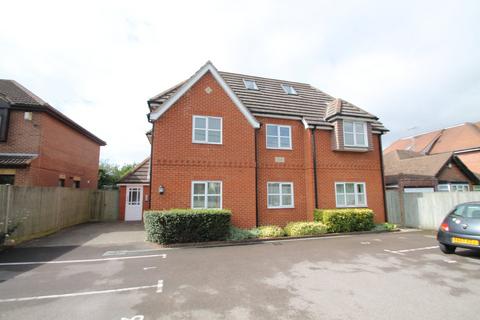 2 bedroom apartment to rent, 506 Reading Road, Berkshire RG41