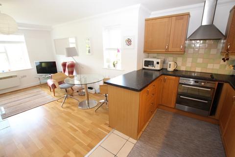 2 bedroom apartment to rent, 506 Reading Road, Berkshire RG41