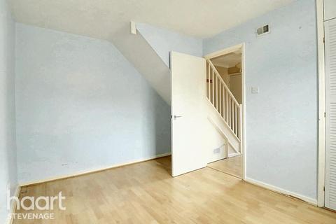 27 Downlands, Stevenage, SG2 7BH