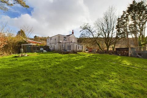 5 bedroom property with land for sale, Trimsaran, Kidwelly