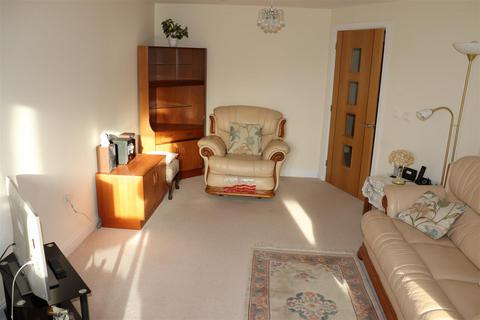 1 bedroom retirement property for sale, Alder House, Leighswood Road, Aldridge