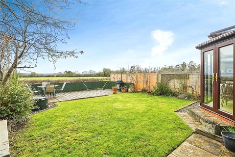 3 bedroom bungalow for sale, Glebe Close, Buckingham MK18