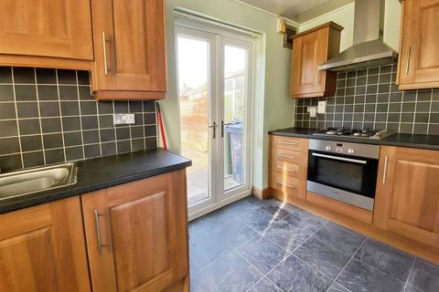 2 bedroom house to rent, Ravenswood Road, Sunderland