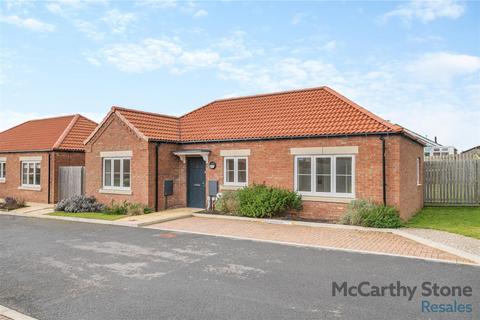 2 bedroom detached bungalow for sale, Chantry Gardens, Filey