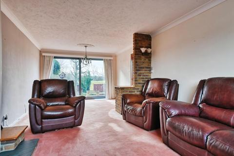 4 bedroom semi-detached house for sale, Reindeer Road, Fazeley, Tamworth