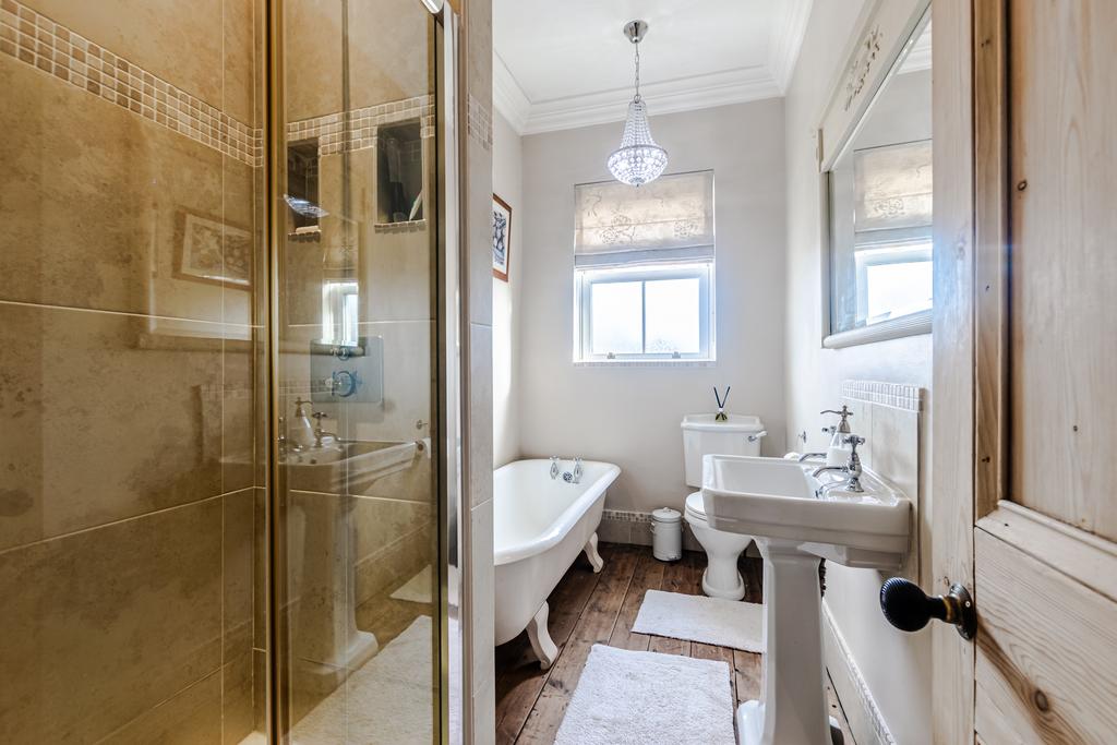 Bathroom1