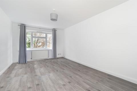 1 bedroom apartment for sale, Thicket Crescent, Sutton