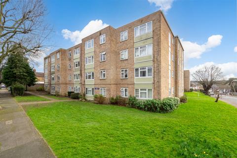 1 bedroom apartment for sale, Thicket Crescent, Sutton