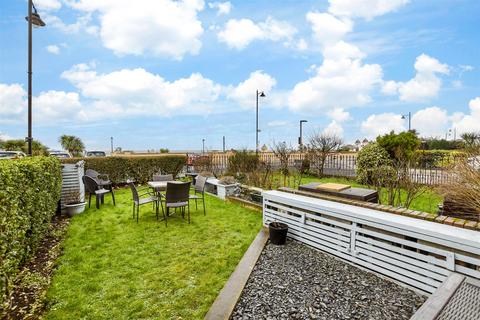 1 bedroom ground floor flat for sale, Central Parade, Herne Bay, Kent