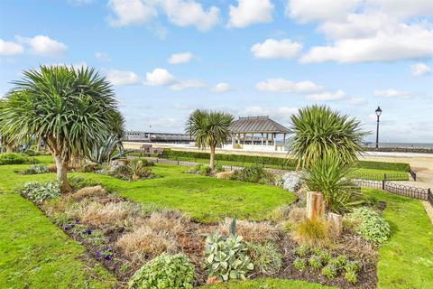 1 bedroom ground floor flat for sale, Central Parade, Herne Bay, Kent