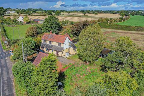 4 bedroom detached house for sale, Stone Road, Bramshall ST14