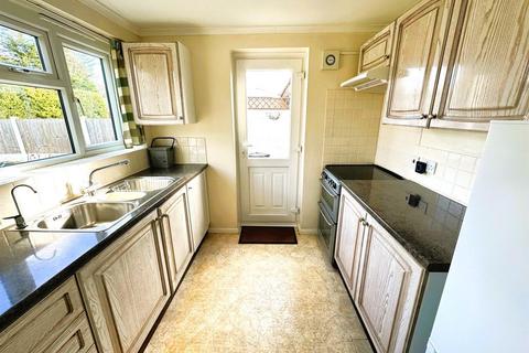 2 bedroom semi-detached bungalow for sale, Derwent Drive, Crofton