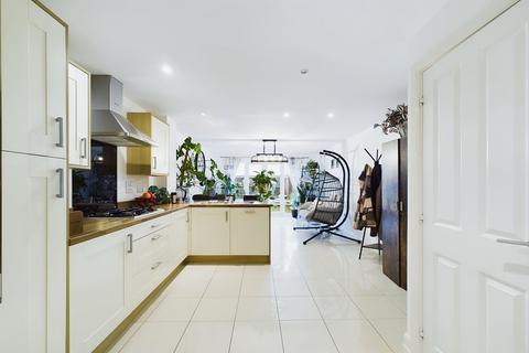 90 Apollo Avenue, Stanground, Peterborough, PE2 8GB