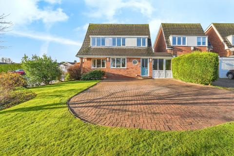 72 Giles Road, Lichfield, WS13 7JY