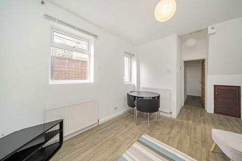 Flat 1, 2 Jessamine Road, London, W7 3SQ