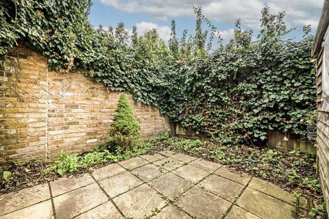 Flat 1, 2 Jessamine Road, London, W7 3SQ