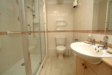 1 bedroom retirement property for sale, Fairholme Court, Archers Road, Eastleigh